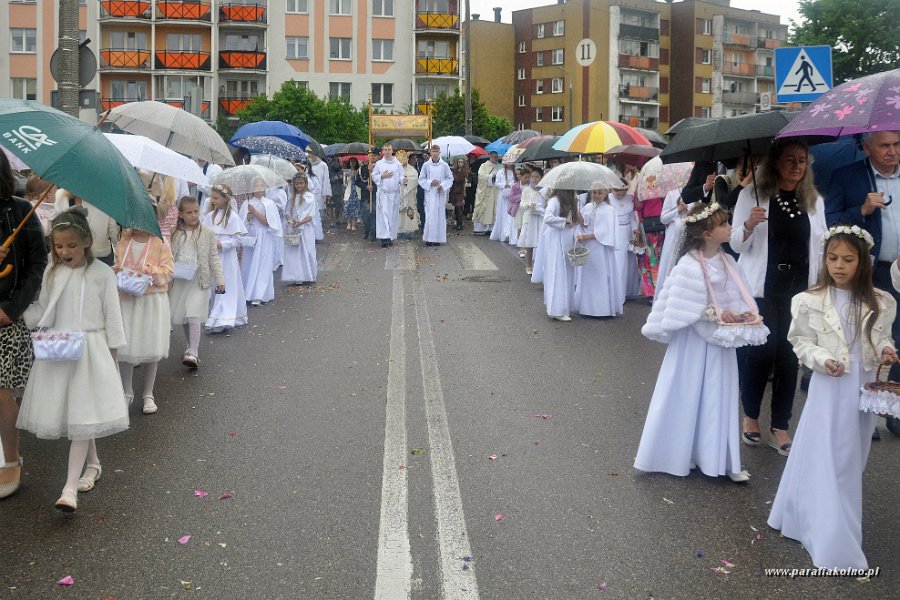 139 Procesja eucharystyczna.jpg